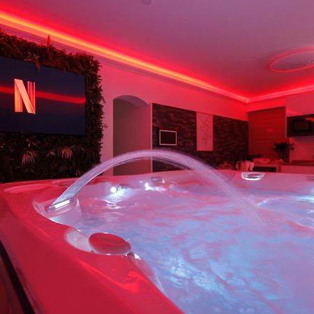 Casa Amor & Spa, Appartement Suite Jacuzzi & Piscine Chauffee Montfort-sur-Argens Exterior foto